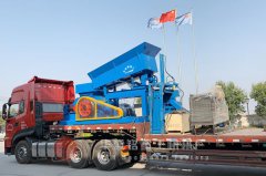 大型液壓移動對輥制砂機哪家好，多少錢一臺